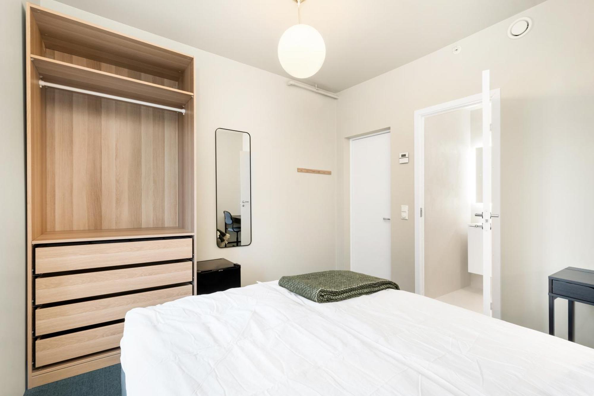 Central Guest House - Bedroom With Private Bathroom Stavanger Zimmer foto